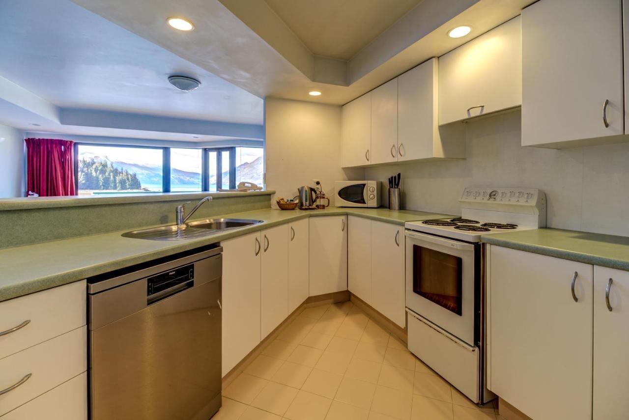 Lakefront Apartments,18 Lake Esplanade Road Квінстаун Екстер'єр фото