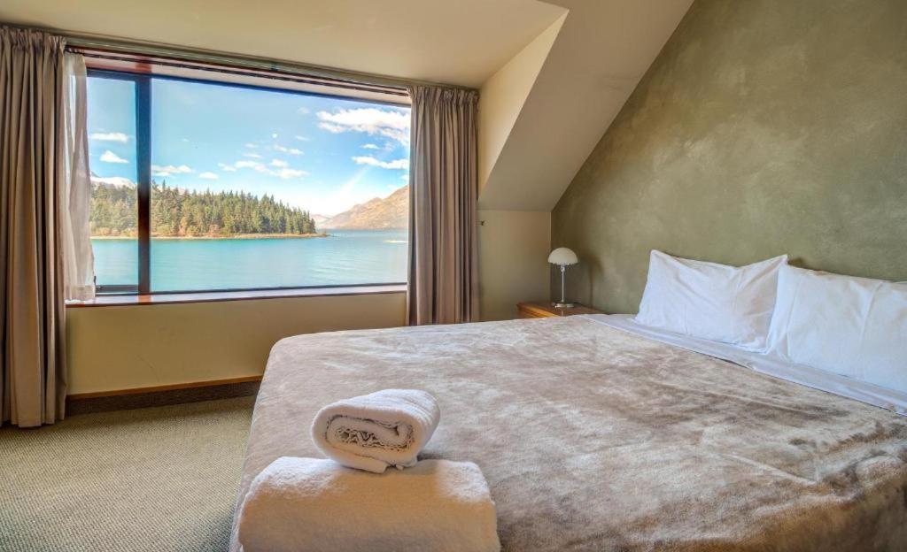 Lakefront Apartments,18 Lake Esplanade Road Квінстаун Екстер'єр фото