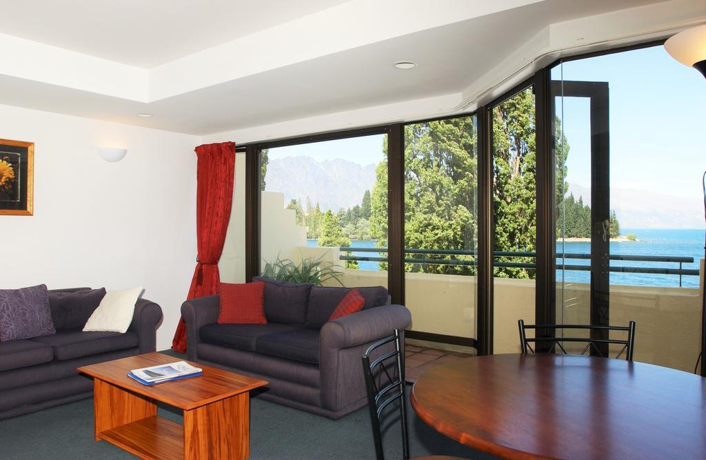 Lakefront Apartments,18 Lake Esplanade Road Квінстаун Екстер'єр фото